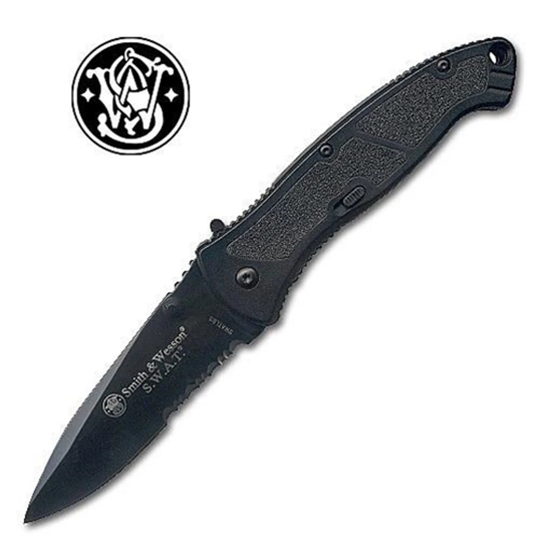 Smith & Wesson Large S.W.A.T., Part Serrated , Assisted Opening 5 Smith & Wesson Large S.W.A.T., Part Serrated , Assisted Opening - Image 3